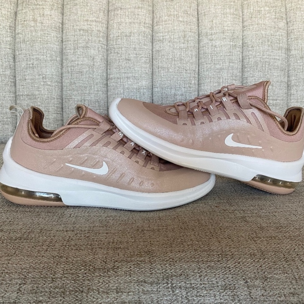 Pink Nike Air Max Axis BV1250-200 Shoes in size 8.5
